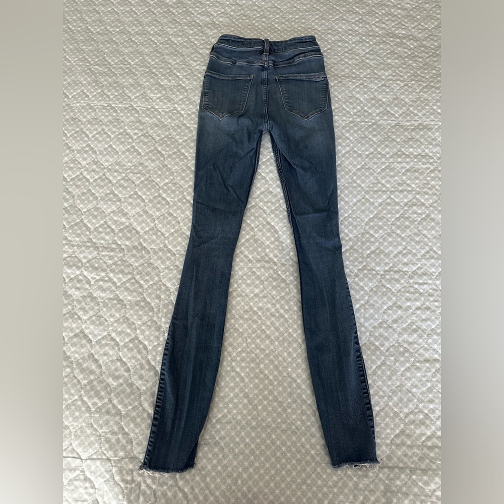 Hollister, ultra high-rise jean leggings, size 00R, W23, L28 - Picture 2 of 3